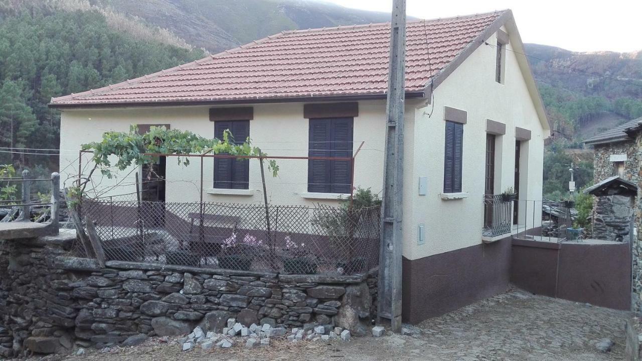 Casa Bernaldo Apartment Covas do Monte Bagian luar foto